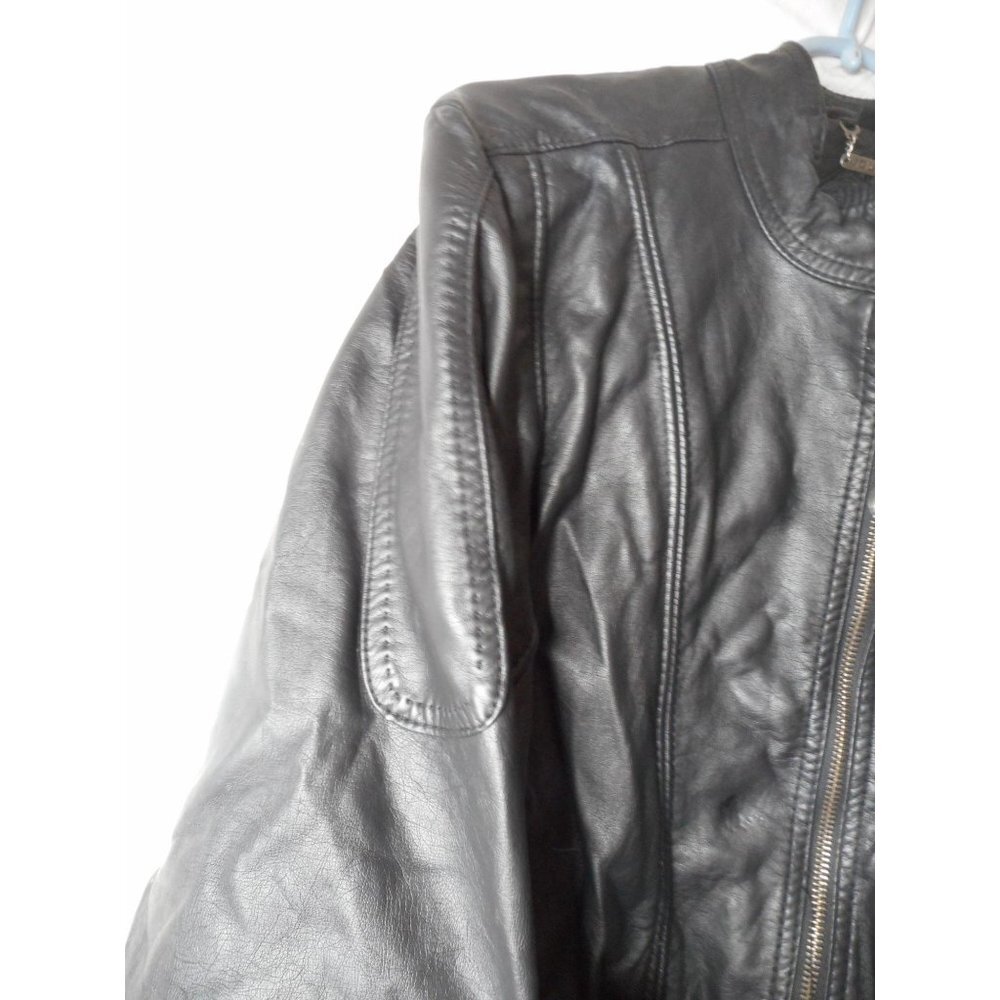 JouJou Faux Leather Womens 2x Black lined Jacket - Picture 5 of 8